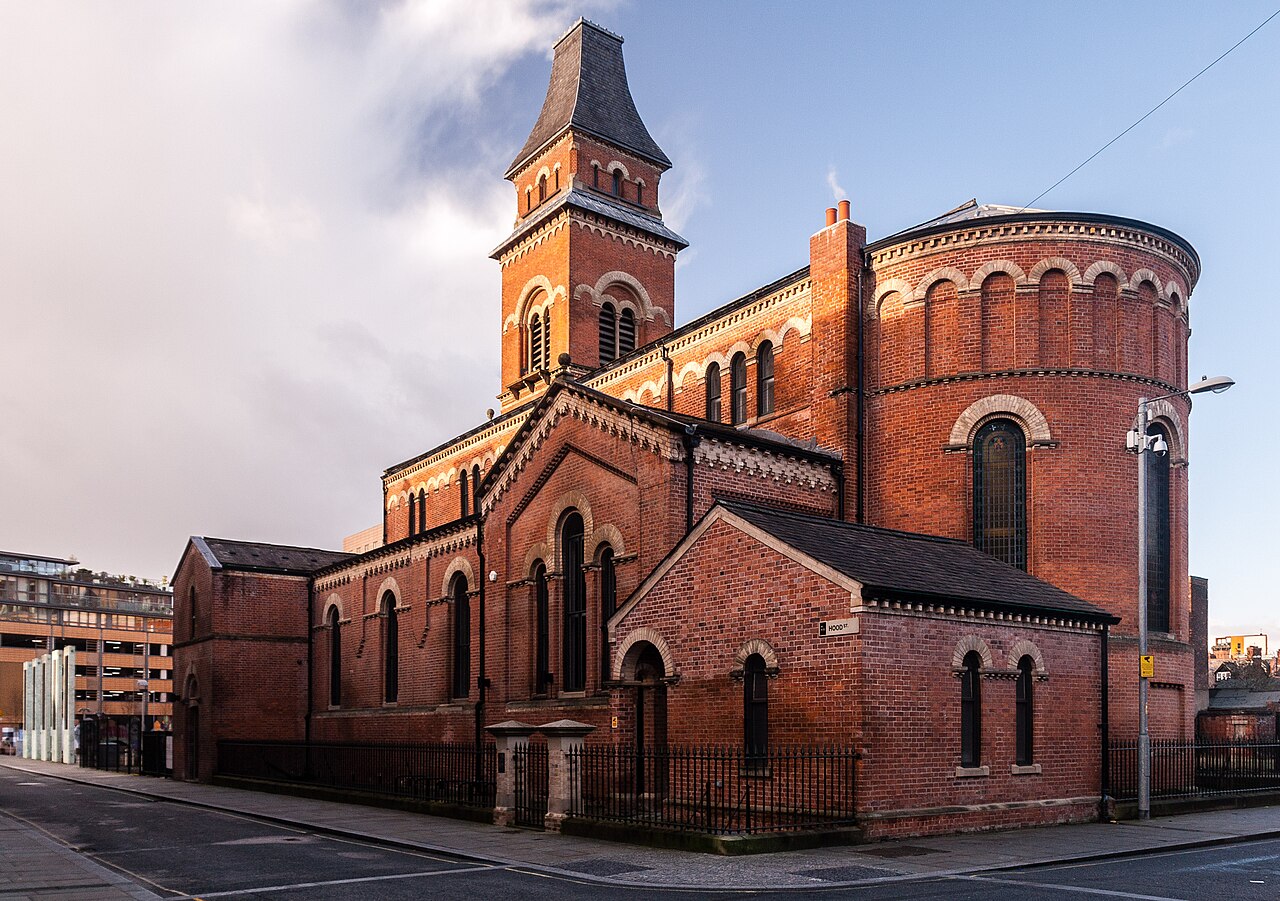 Hallé St Peter's building